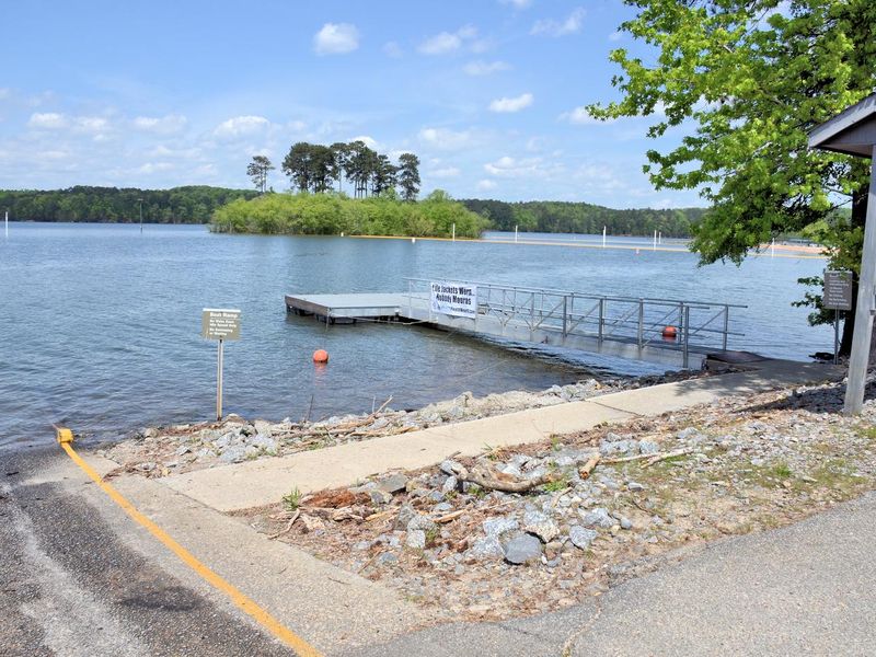 Victoria Day Use Boat Ramp Dock