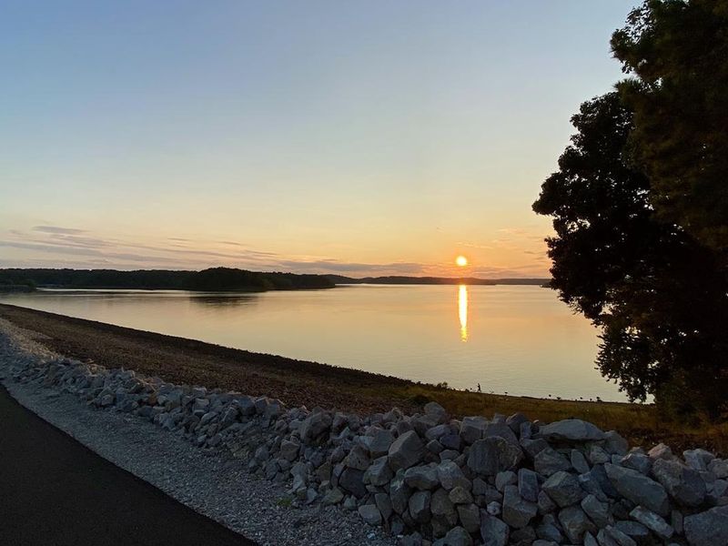Lake View Trail Entrance at Eagle Point