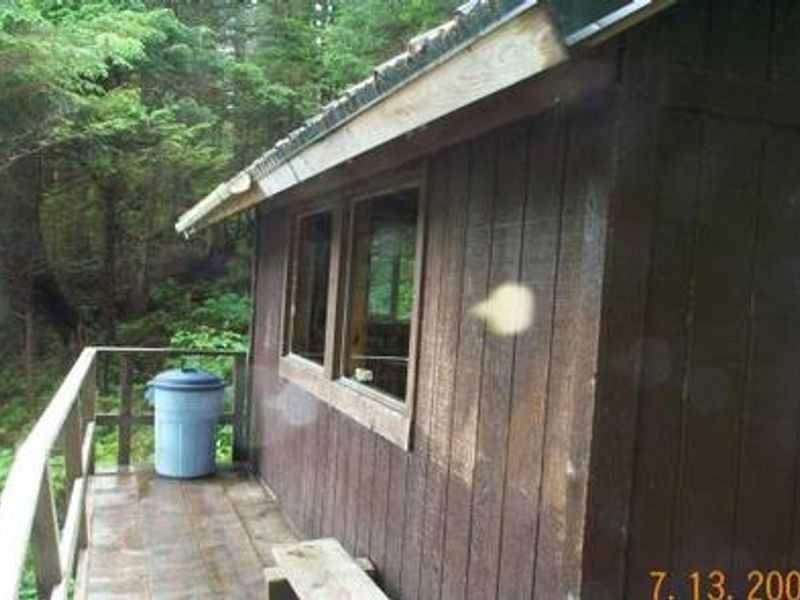 MCKINLEY LAKE CABIN