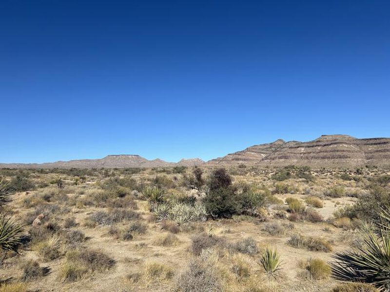 A photo of facility Hole-in-the-Wall Campground