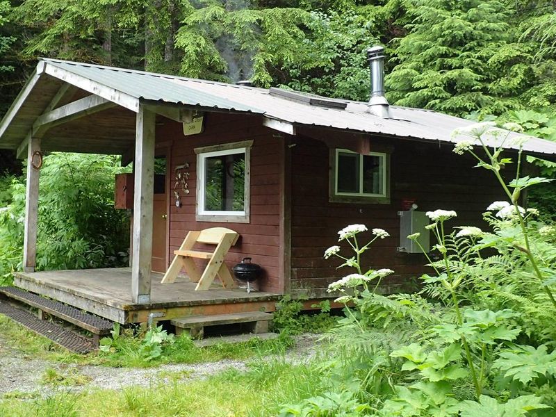 Cascade Creek Cabin