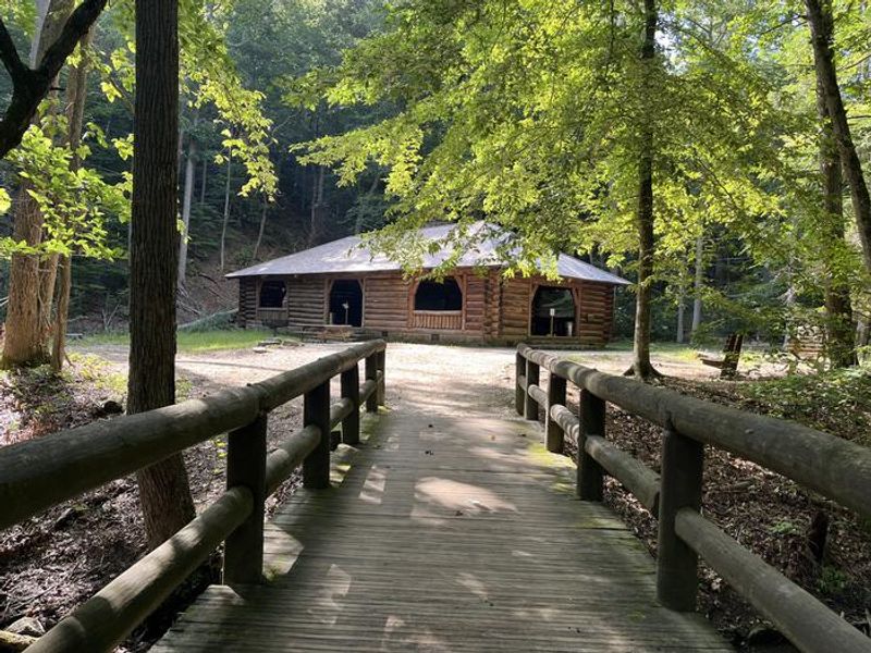 A photo of facility CAVE MOUNTAIN LAKE GROUP PICNIC SHELTER with No Amenities Shown