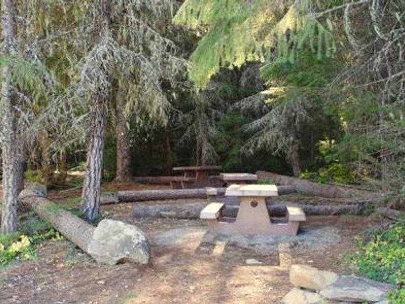 Hike-to sites can use the communal picnic table area
