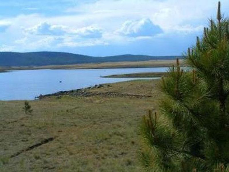 Apache Trout Campground entrance from road