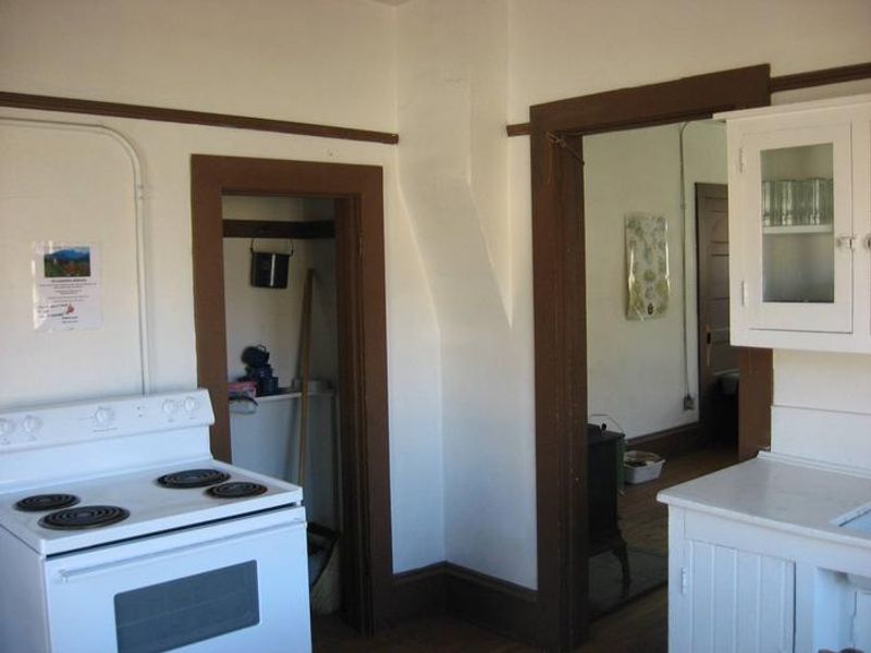 West Bridger Cabin kitchen