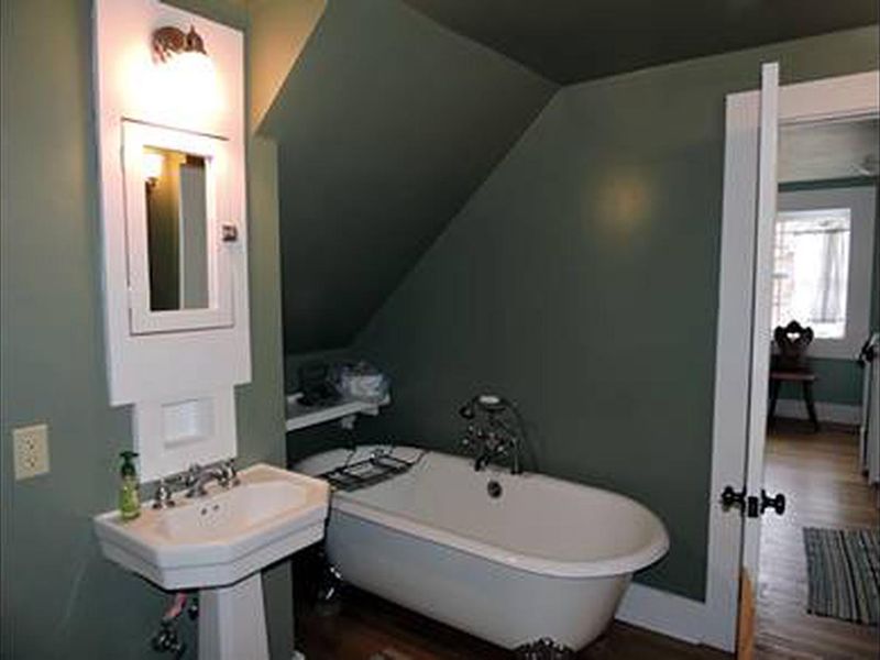 Aldo Leopold House--Bathroom 