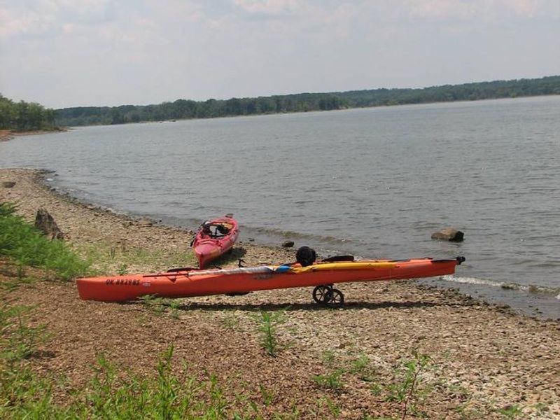 Wildwood is an ideal location for kayaks and other watercraft.  Boats can be moored behind most campsites.