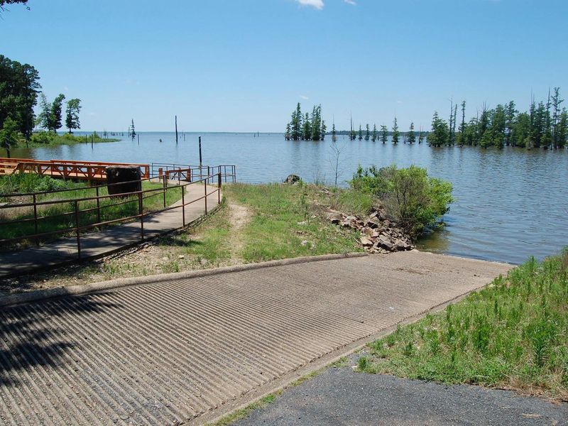 COTTONSHED PARK BOAT RAMP