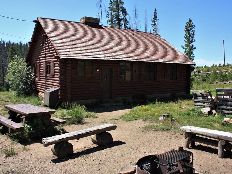 Keystone Ranger Station back entrance, picnic area, and fire pit
