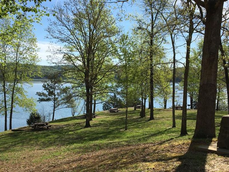 LILLYDALE  DAY USE INDIVIDUAL TABLES