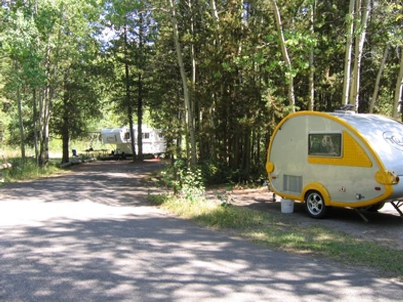 The campground offers camping for tents and dry camping for RVs. 