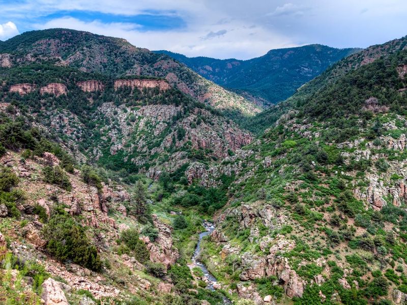 Shelf Road Climbing Area