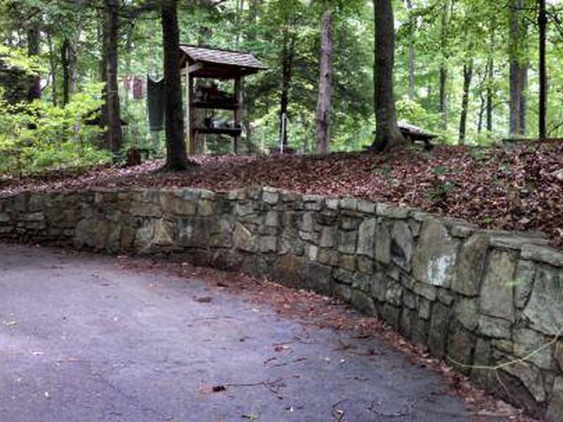 Rock walls at Cardens Bluff Campground