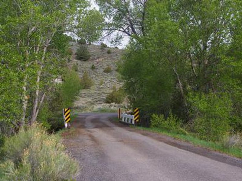 Entrance to White Bridge campground.