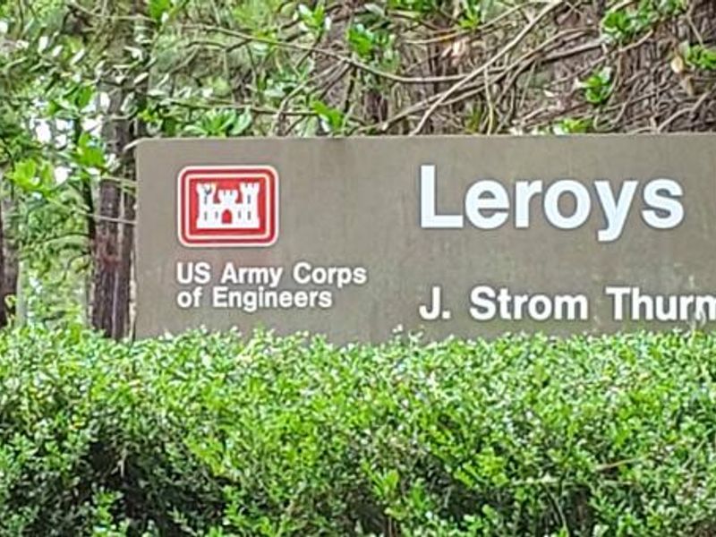 LeRoy's Ferry Entrance