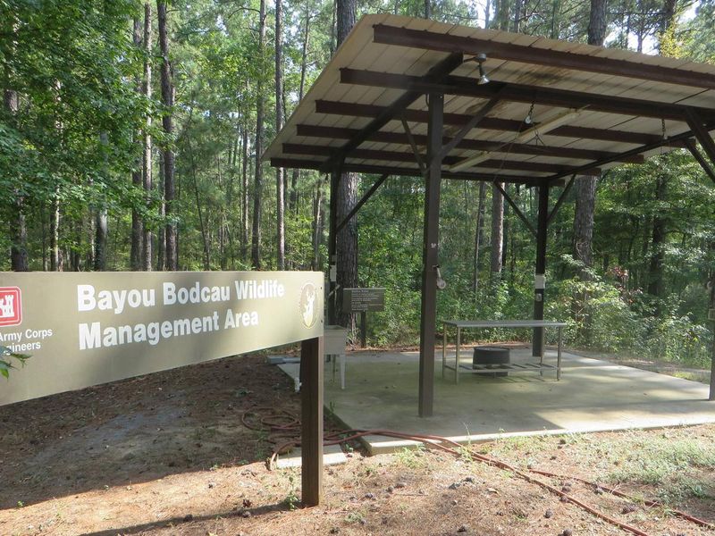 This free game cleaning station is located off in the woods behind the campground. Please clean up after use. 