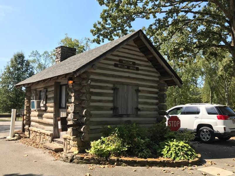 WILLOW GROVE CAMPGROUND REGISTRATION CENTER
