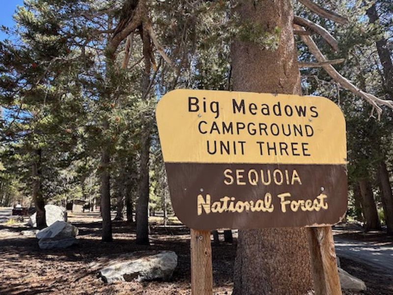 Unit Three Entrance Sign