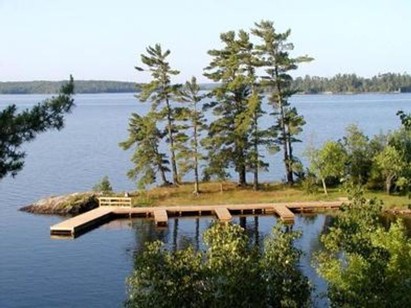 Kabetogama Lake Group Campsite docking facilities