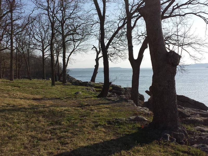 Lake View from Hawthorn Bluff