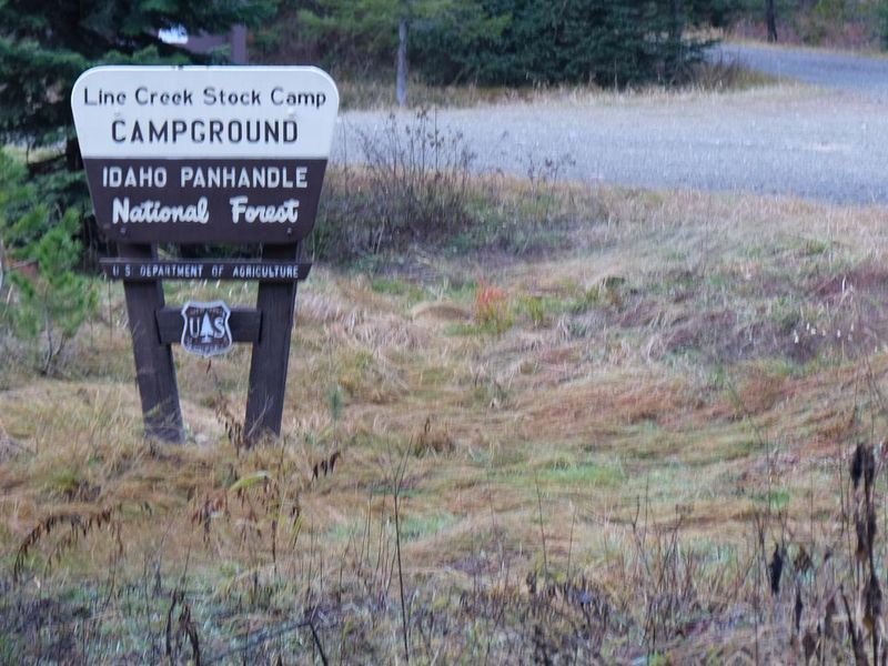 Line Creek Stock Campground Portal Sign