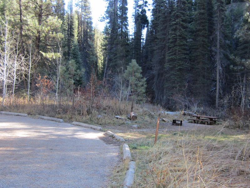 Ten Mile Site 7 is on a roundabout, with ample parking.