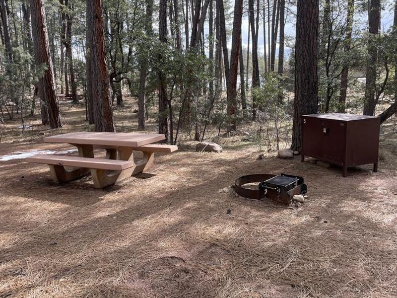 All campsite amenities included.