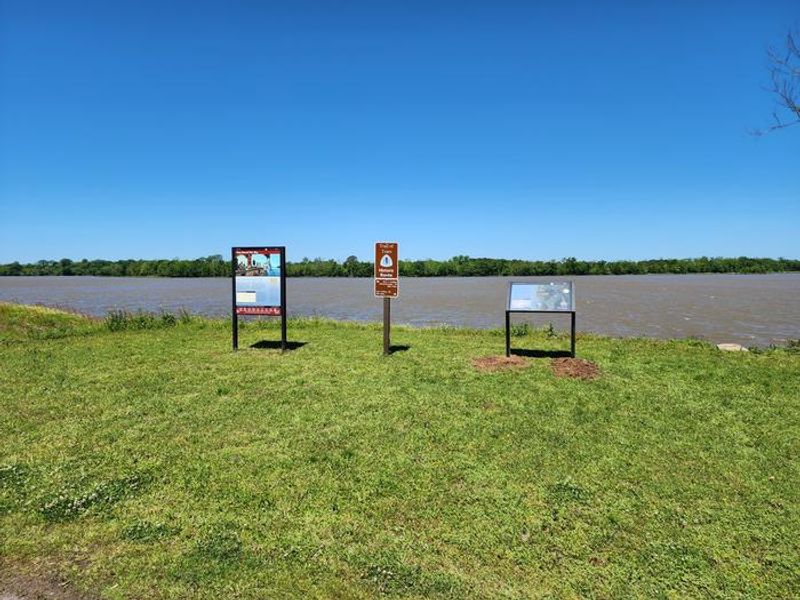 Trail of Tears Water Route Exhibit Panels
Thousands of Cherokee men, women, and children passed here on the water route of the Trail of Tears.  Implementation of the 1830 Indian Removal Act forced Cherokee off of their land and out of their homes in the southeastern US and onto a path to Indian Territory (present-day Oklahoma).  The US government forcefully removed the Cherokee in 1838-1839.  Some Cherokee moved earlier, such as those on the Steamboat Yeatman as mentioned in these panels.