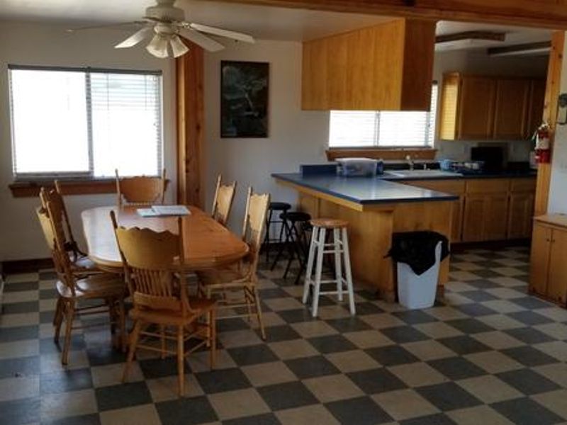 Caretaker's Cabin kitchen and dining room