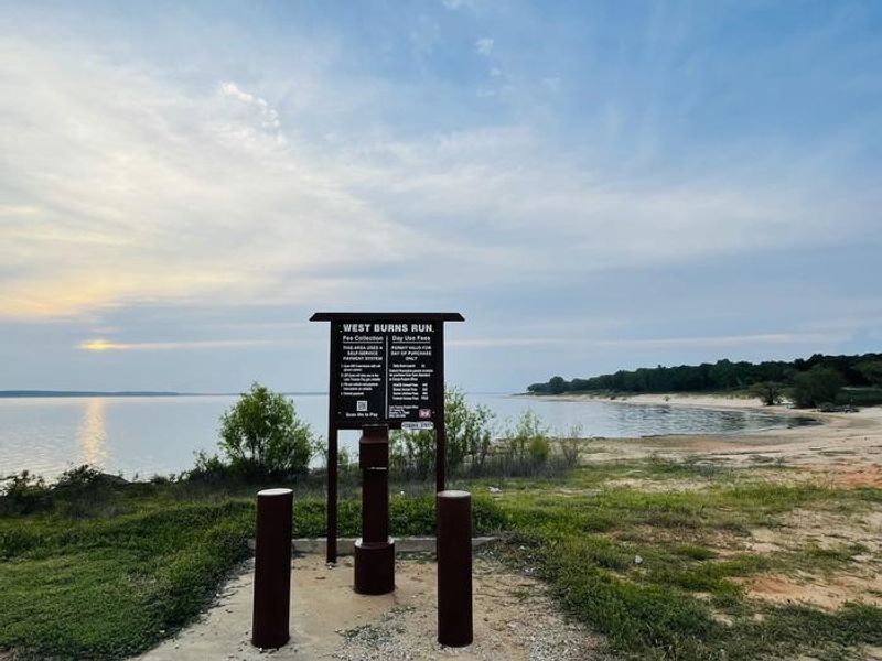 A photo of facility BURNS RUN WEST with Boat Ramp, Waterfront