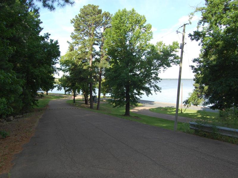 BEARD'S BLUFF PARK 