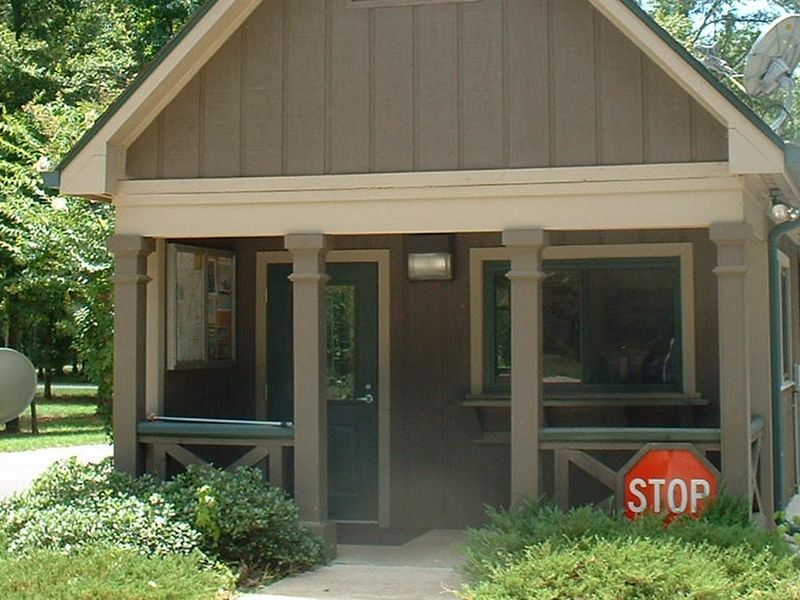 Gatehouse at Jennings Ferry