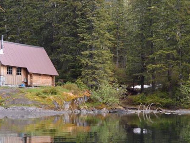  Turner Lake West Cabin