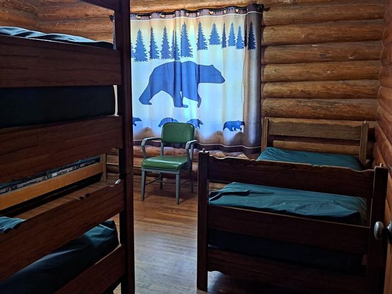 Front Bedroom with 4 bunks