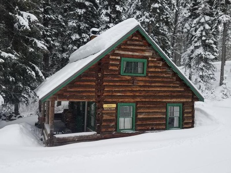 ADAMS RANGER STATION