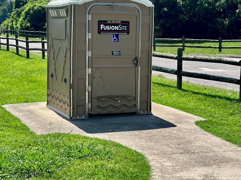 Portable Restroom Adjacent to Old Hickory Beach Day Use Picnic Shelter. Flush Toilets Are Available on Old Hickory Beach Side B.  