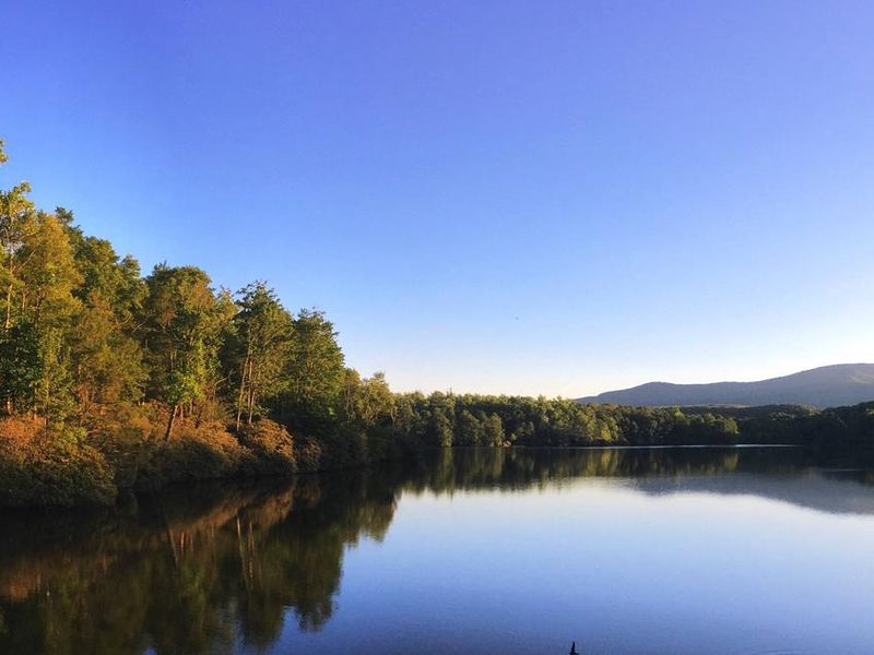 Price Lake in the still of a fall morning.