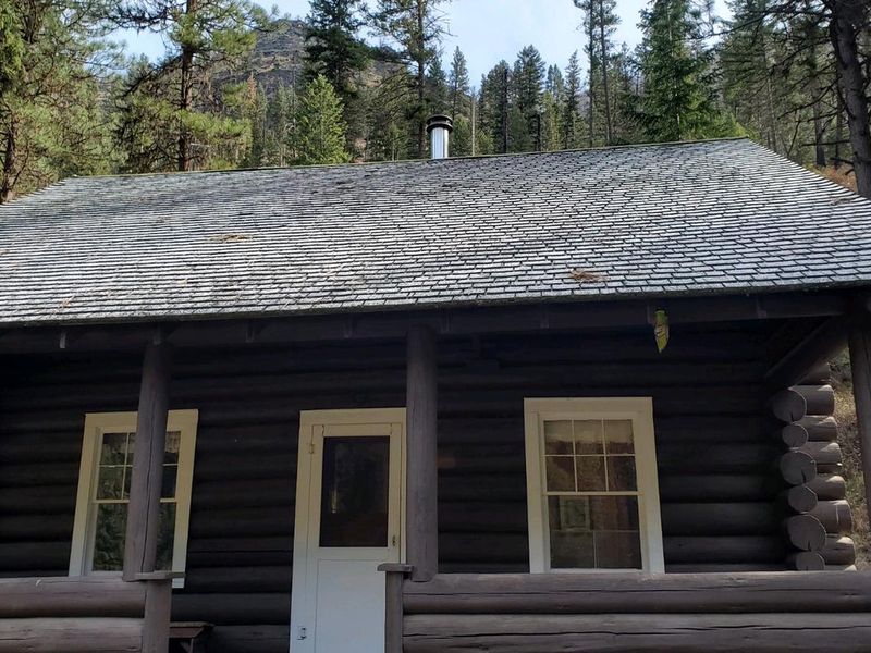 Magruder Ranger Rental Cabin