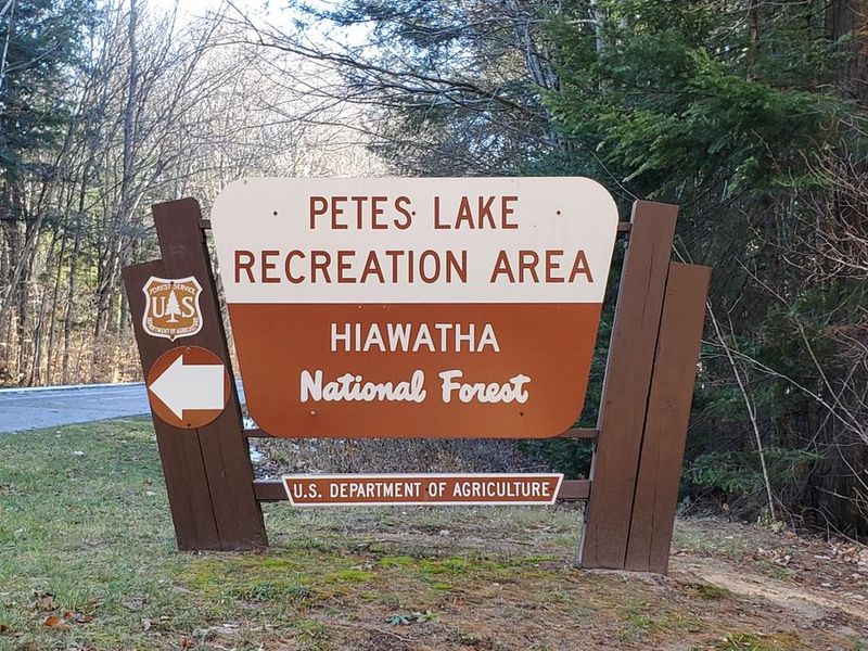 Sign indicating the location of the campground off of FR-2173