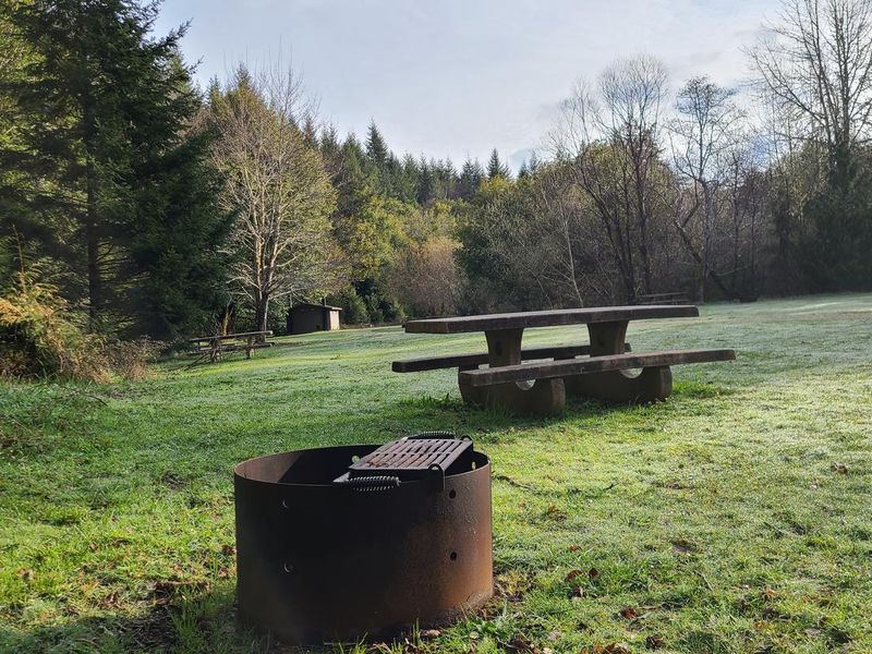 Edson Creek Main is a first come, first serve.
Edson Creek campground offers a day use area with a boat launch, and seasonal swimming.
Edson Creek Group sites are reserve able only, towards the rear of the grounds, past Edson main campground. 
Potable water is available at Edson Main campground. (pictured)