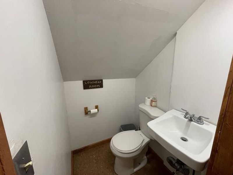 Additional 1/2 bathroom upstairs (Caution: Low Head Room)