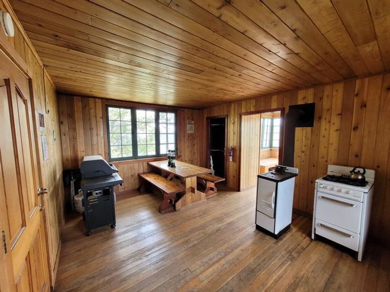 McCarthy Point dining area