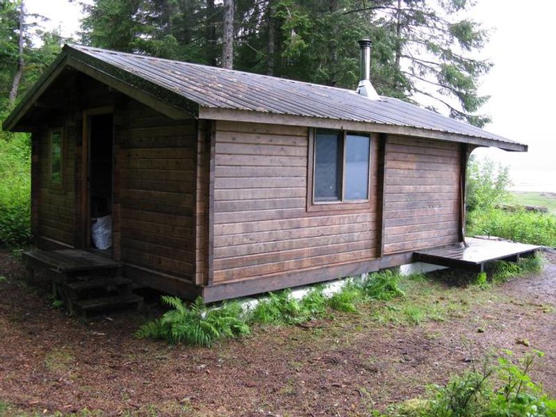 Appleton Cove Cabin