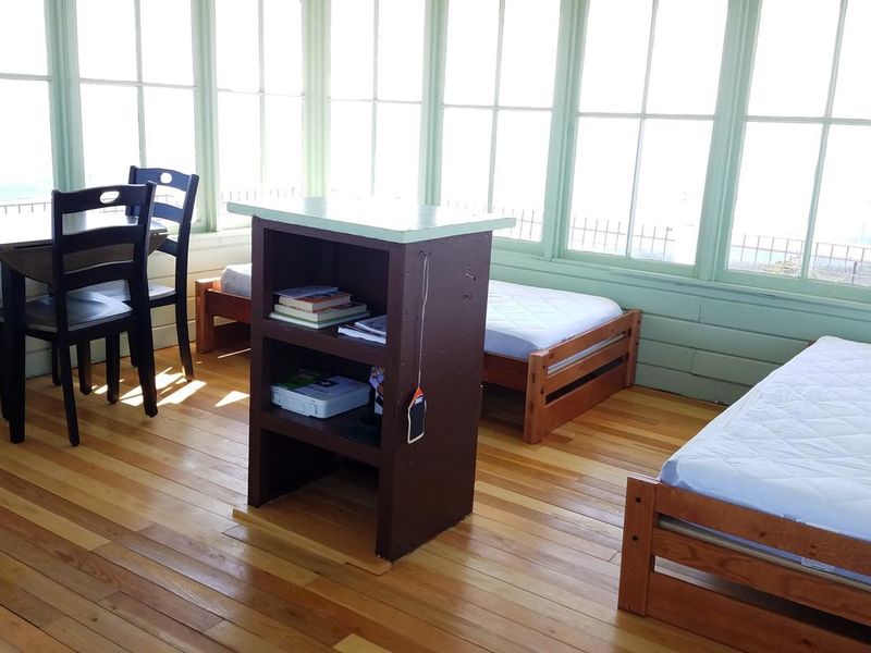 Meadow Peak Lookout Interior - Beds