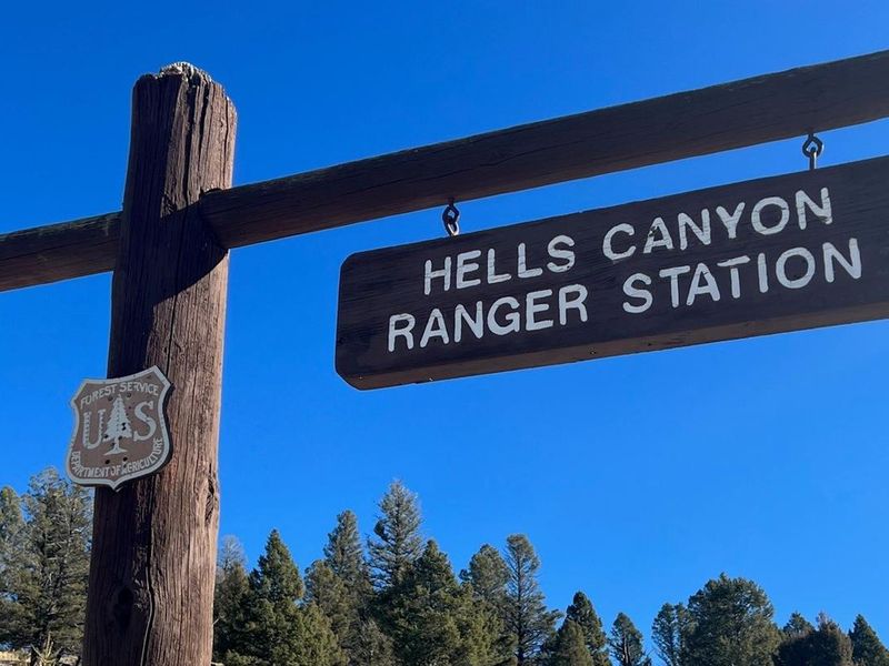 Hells Canyon Ranger Station