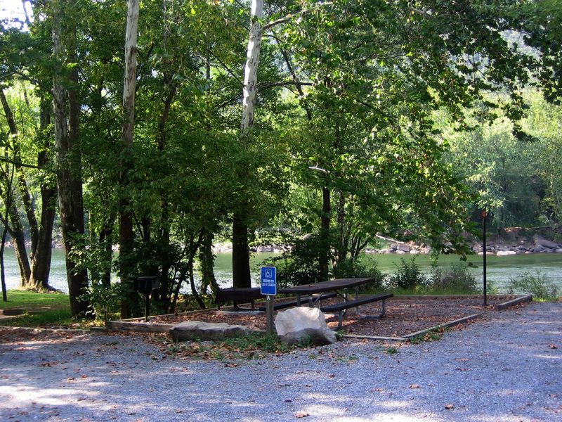 There are two accessible campsites at Grandview Sandbar Campground located right next to the New River.