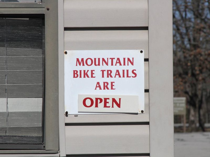 AWESOME MOUNTAIN BIKE TRAILS