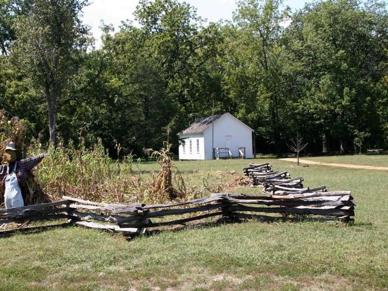 The one room schoolhouse near Alley Spring