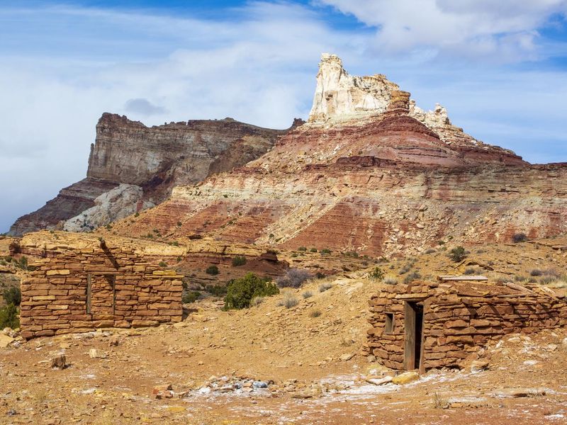 Stone cabin ruins in the townsite area. Please respect all historic sites and do not touch or remove artifacts and building materials.