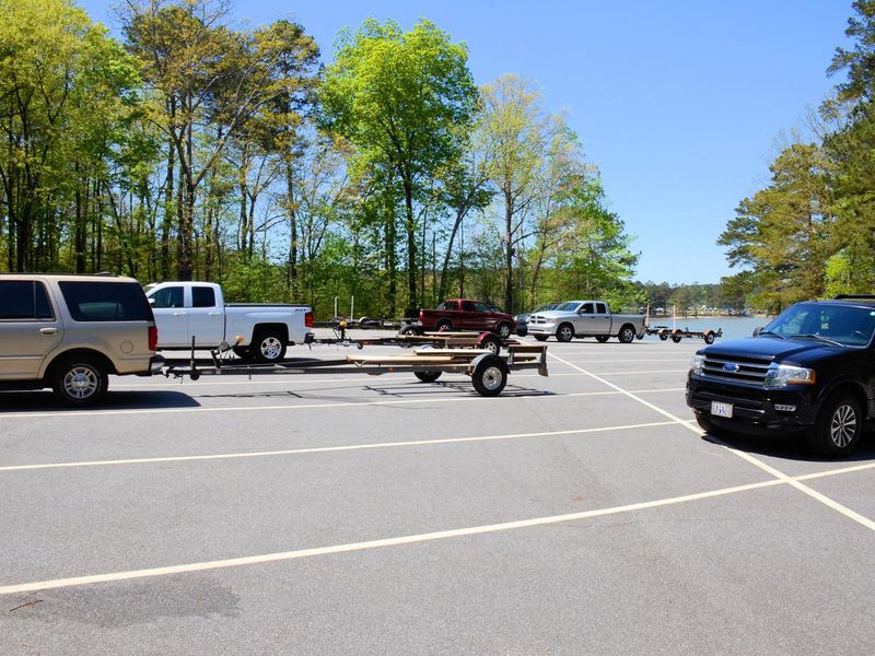 Galt's Ferry Boat Ramp Parking